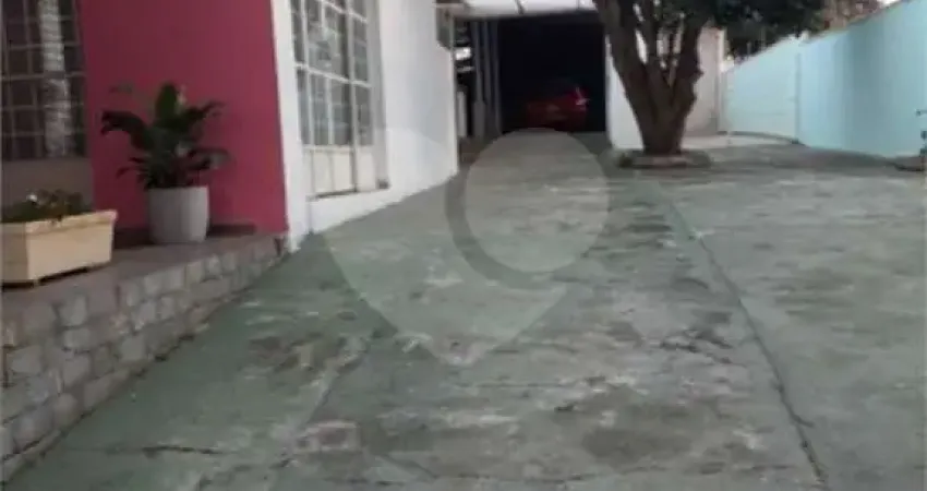 Barracão / Galpão / Depósito para alugar na Professor Toledo, 574, Centro, Araçoiaba da Serra