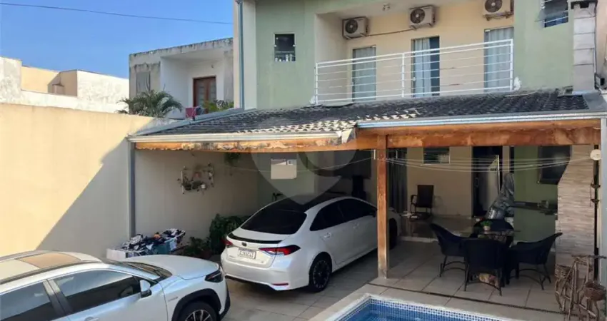 Casa com 3 quartos à venda na Rua Joaquim de Carvalho Gil, 1149, Jardim Wanel Ville V, Sorocaba