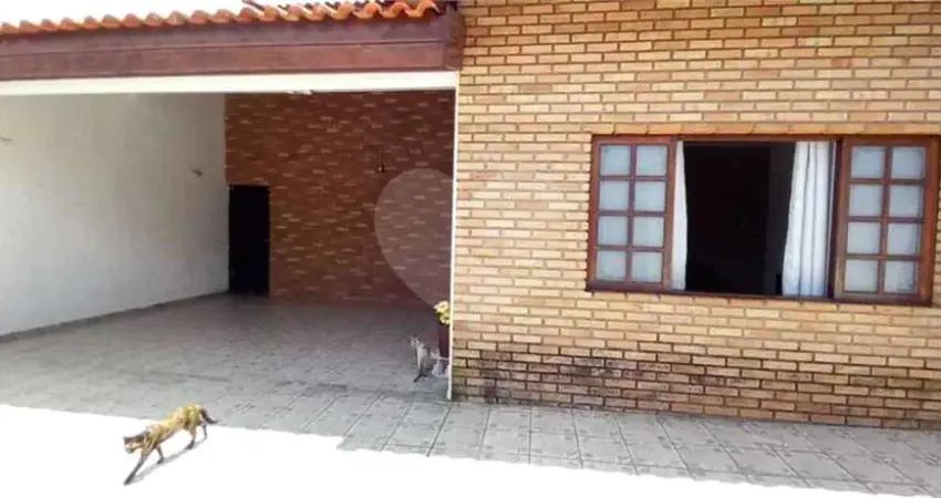 Casa com 4 quartos à venda no Rio Acima, Votorantim 