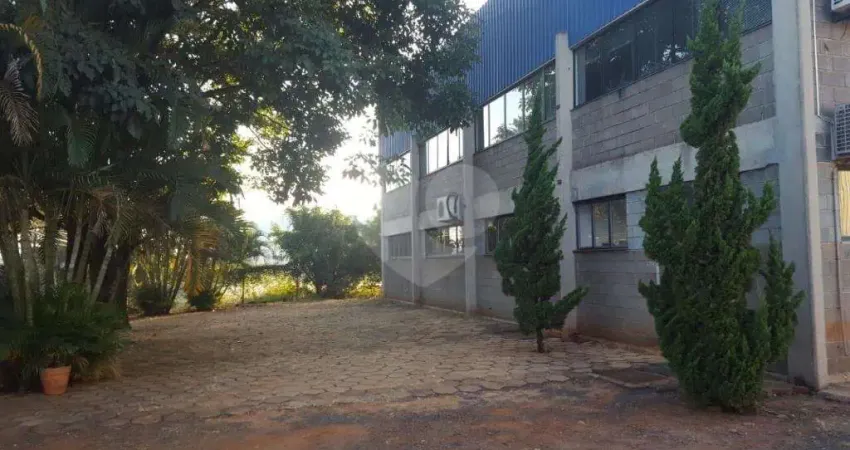 Barracão / Galpão / Depósito para alugar na Rodovia Presidente Castelo Branco, 99, Avecuia do Alto, Porto Feliz