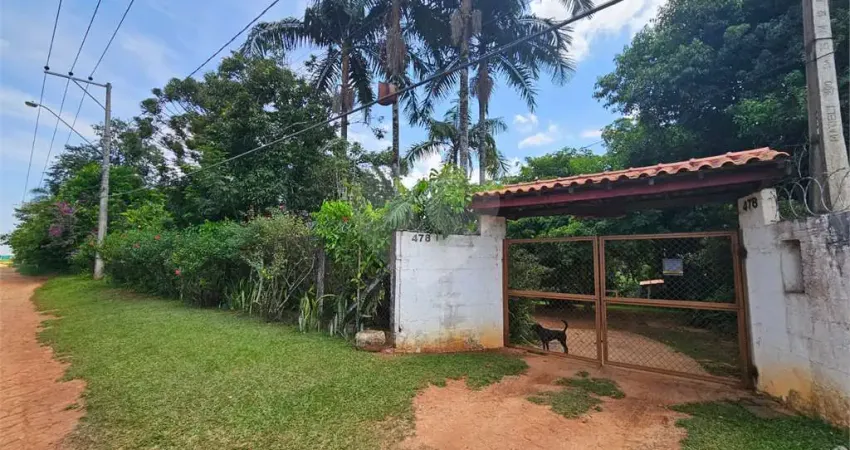 Chácara / sítio com 4 quartos à venda na Rodovia Raposo Tavares, Jardim Colonial I, Araçoiaba da Serra