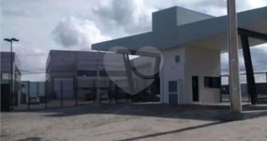 Casa em condomínio fechado com 1 quarto para alugar na Anuar Dequech, Iporanga, Sorocaba