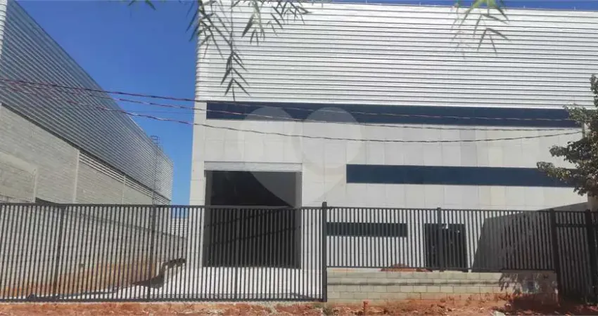 Galpão para locação em parque empresarial das mangueiras - sp