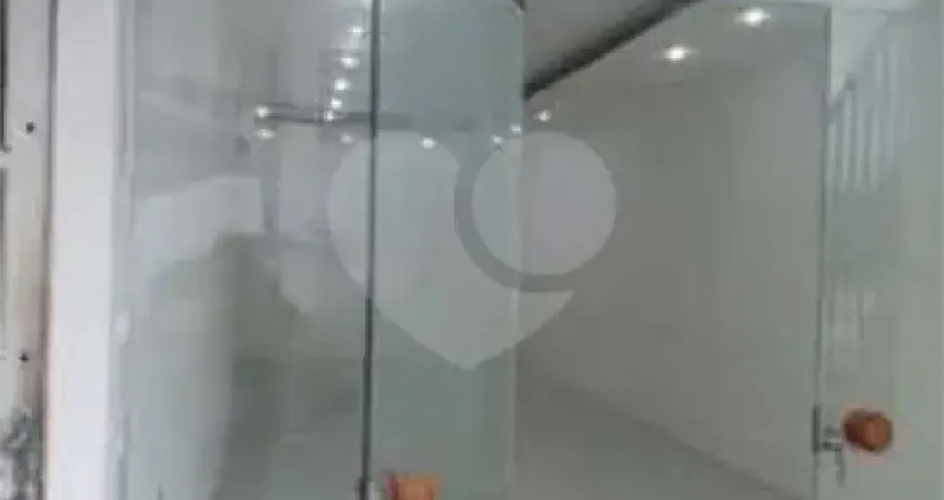 Sala comercial para alugar na Barão De Tatuí, Jardim Vergueiro, Sorocaba