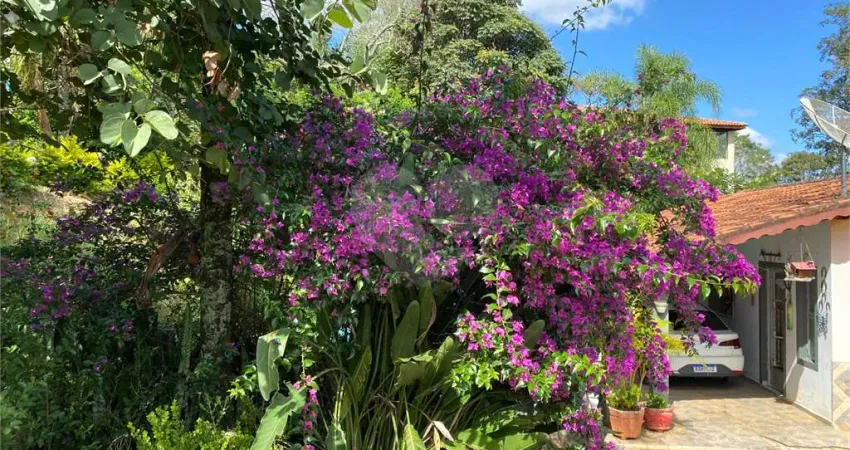 Chácara / sítio com 3 quartos à venda no Centro, Araçoiaba da Serra 