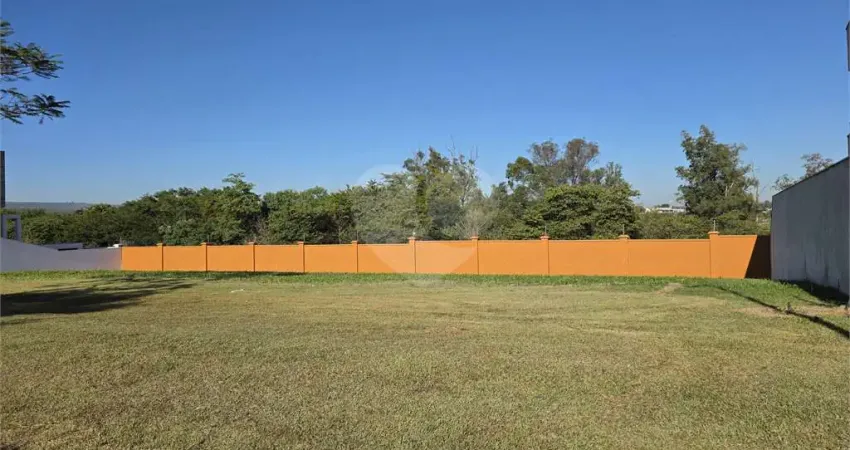 Terreno à venda no Alphaville Nova Esplanada, Votorantim 