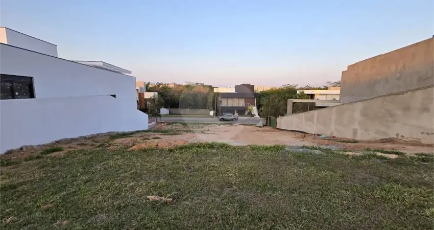 Terreno à venda no Alphaville Nova Esplanada, Votorantim 