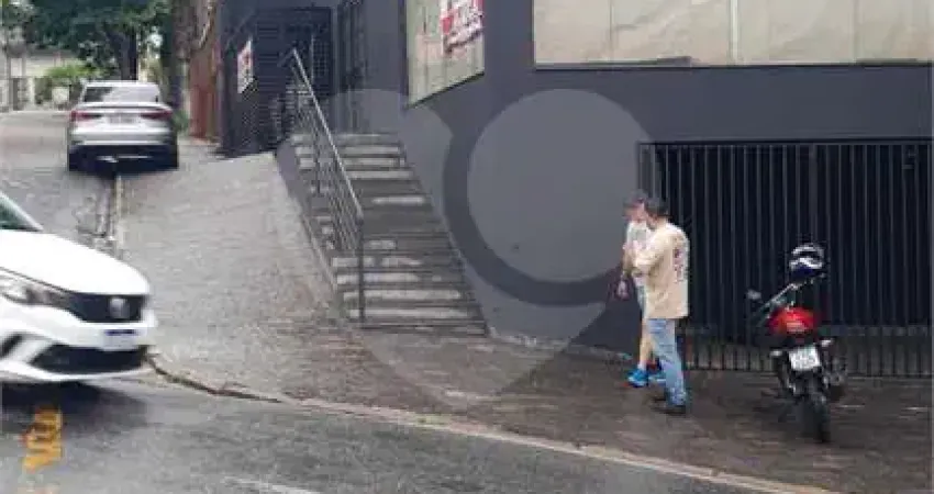 Sala comercial à venda na Vila Trujillo, Sorocaba 