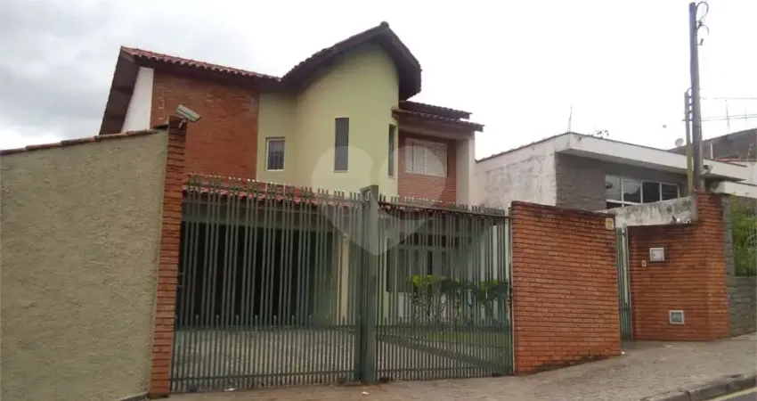 Casa comercial à venda na Rua Aníbal Costa Dias, 132, Vila Lucy, Sorocaba