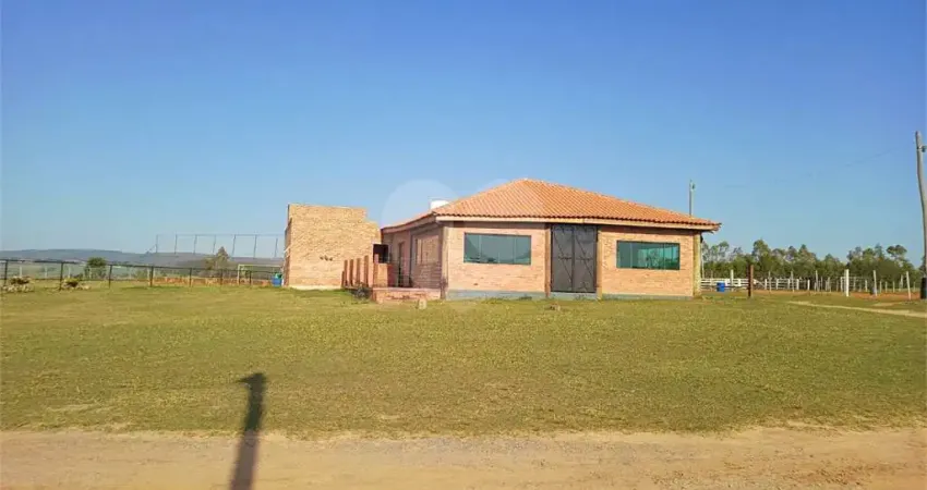 Chácara / sítio com 3 quartos à venda no Recanto Cidade Nova, Salto de Pirapora 