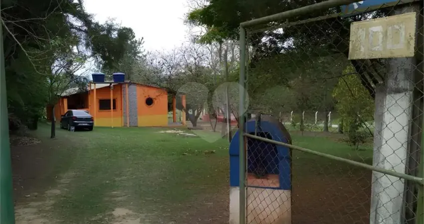 Casa com 7 quartos à venda no Centro, Araçoiaba da Serra 