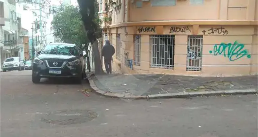 Sala comercial à venda no Centro, Porto Alegre 