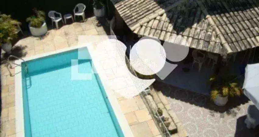 Casa com 6 quartos à venda na Rua Paissandu, Partenon, Porto Alegre