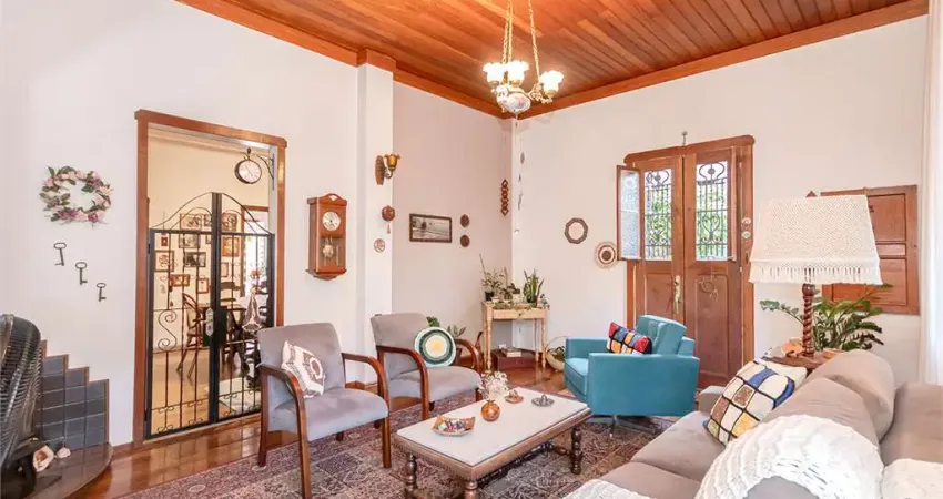 Casa com 6 quartos à venda na Avenida Arnaldo Bohrer, Teresópolis, Porto Alegre