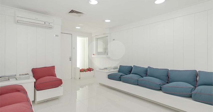 Sala comercial à venda na Rua Mariante, Rio Branco, Porto Alegre