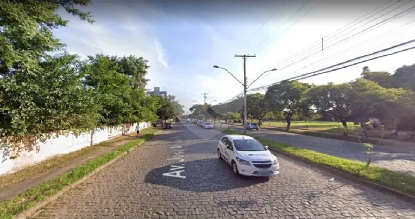 Terreno à venda na Avenida José Aloísio Filho, Humaitá, Porto Alegre