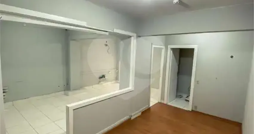 Sala comercial à venda na Rua dos Andradas, 1727, Centro, Porto Alegre