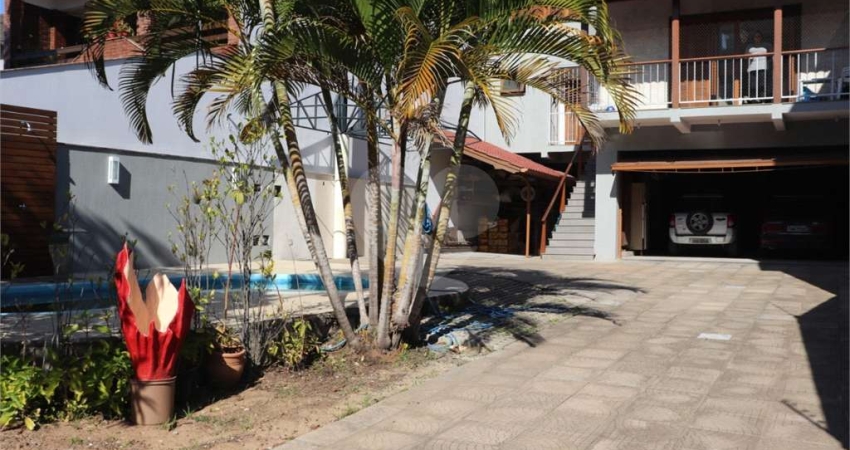 Casa com 4 quartos à venda em Chácara Das Pedras - RS