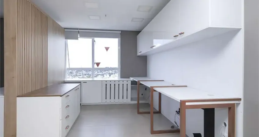 Sala comercial à venda na Avenida Senador Tarso Dutra, Petrópolis, Porto Alegre