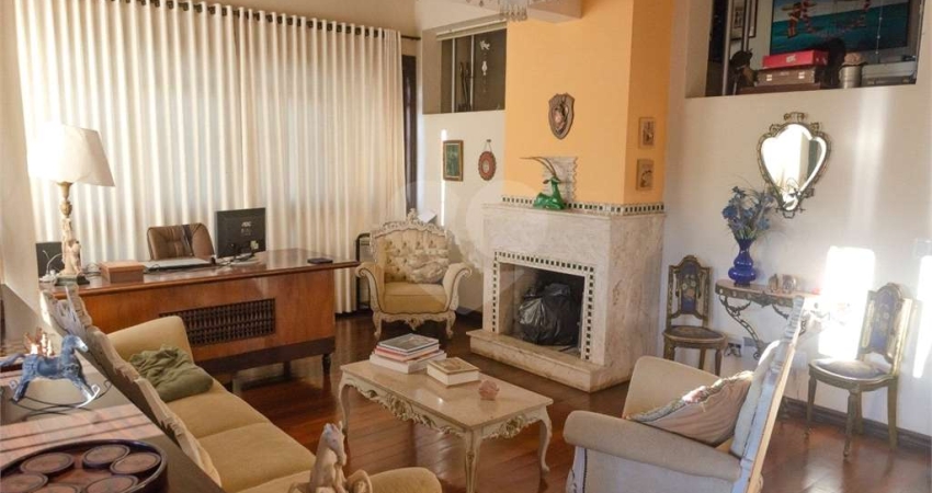 Casa com 3 quartos à venda na Avenida Guaíba, Ipanema, Porto Alegre