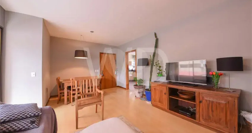 Apartamento com 3 quartos à venda em Petrópolis - RS