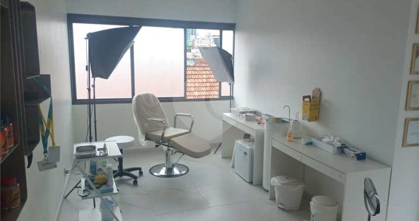 Sala comercial à venda na Rua Vinte e Quatro de Outubro, Auxiliadora, Porto Alegre