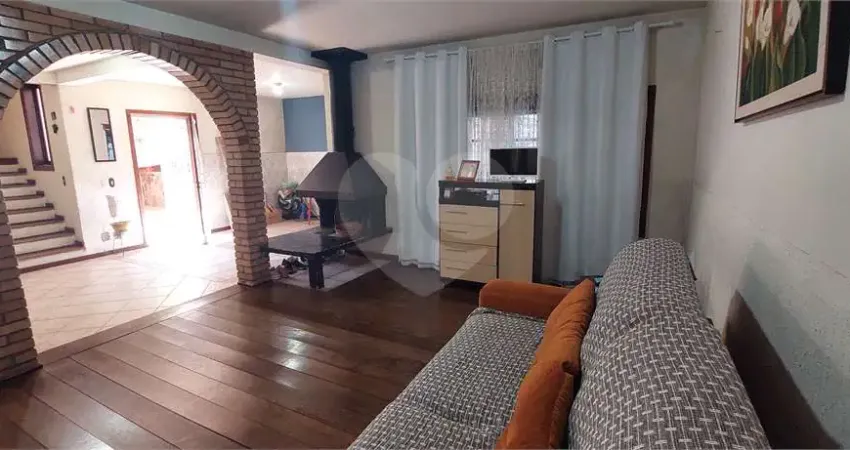 Casa comercial à venda na Auxiliadora, Porto Alegre 