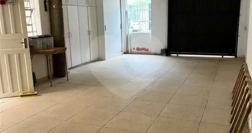 Casa com 4 quartos à venda na Avenida Alegrete, Petrópolis, Porto Alegre