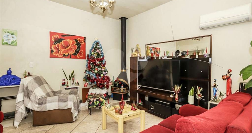 Casa com 2 quartos à venda na Avenida Saturnino de Brito, Chácara das Pedras, Porto Alegre