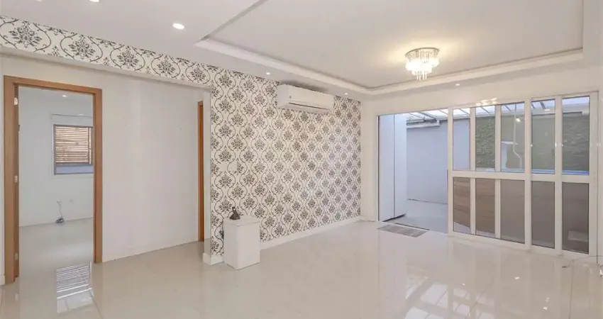 Apartamento com 3 quartos à venda na Rua Adão Baino, 261, Passo da Areia, Porto Alegre