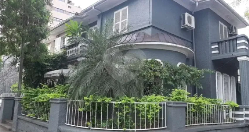 Casa comercial à venda no Rio Branco, Porto Alegre 