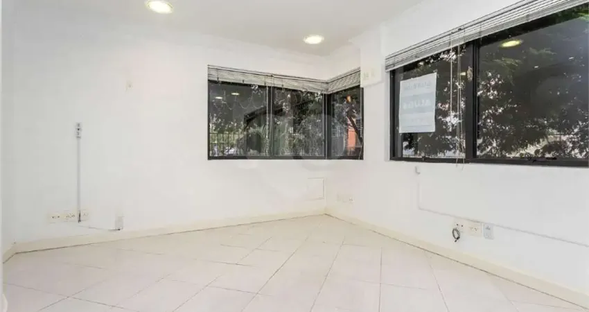 Sala comercial à venda na Avenida Itaqui, Petrópolis, Porto Alegre