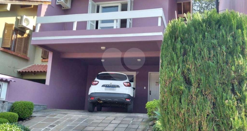 Casa em condomínio fechado com 3 quartos à venda na Rua Erechim, Teresópolis, Porto Alegre