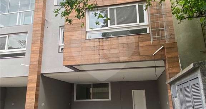 Casa em condomínio fechado com 4 quartos à venda na Rua Almirante Câmara, Tristeza, Porto Alegre