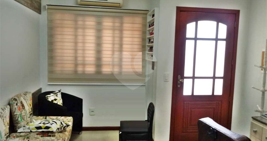 Casa com 3 quartos à venda na Rua Domingos de Abreu, Sarandi, Porto Alegre