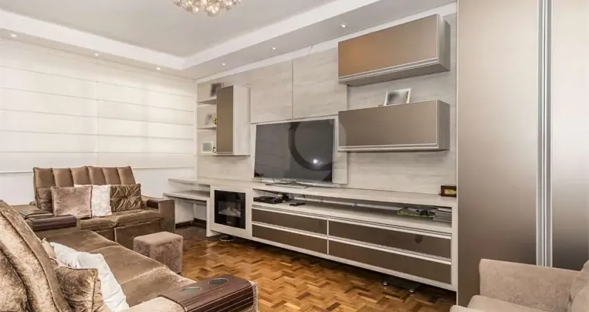 Casa comercial à venda no Azenha, Porto Alegre 