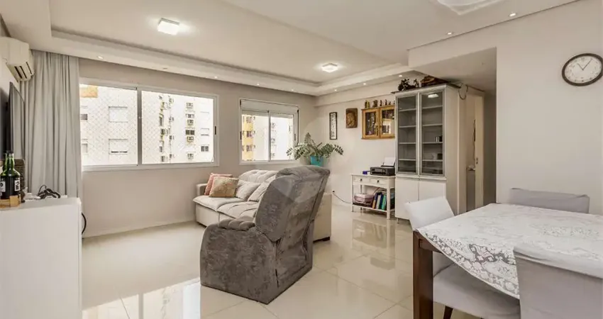 Apartamento com 2 quartos para alugar no Partenon, Porto Alegre