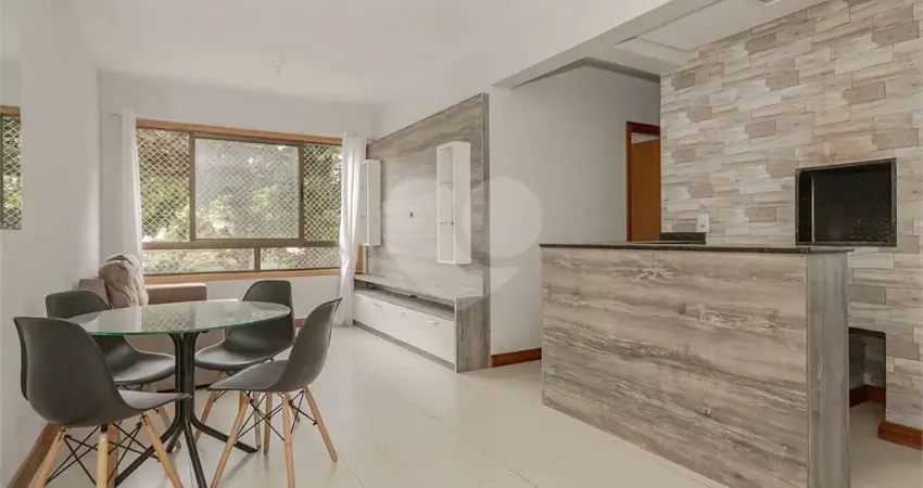 Apartamento com 3 quartos para alugar na Chácara das Pedras, Porto Alegre 