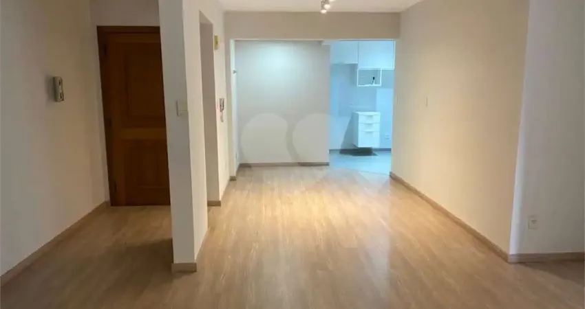 Apartamento com 2 quartos para alugar na Rua Cipó, Jardim Europa, Porto Alegre