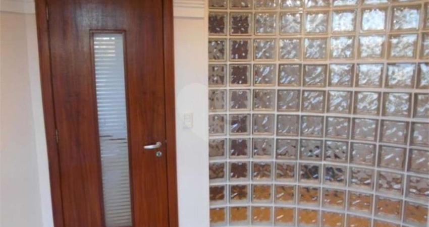 Sala comercial à venda na Rua General João Telles, Bom Fim, Porto Alegre
