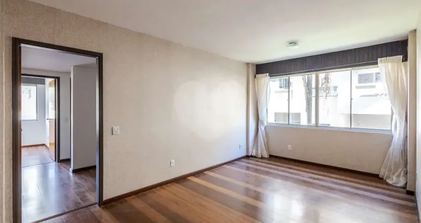 Apartamento com 3 quartos para locação em Mont Serrat - RS