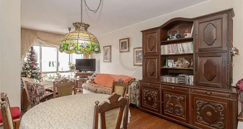 Apartamento com 3 quartos à venda em Petrópolis - RS