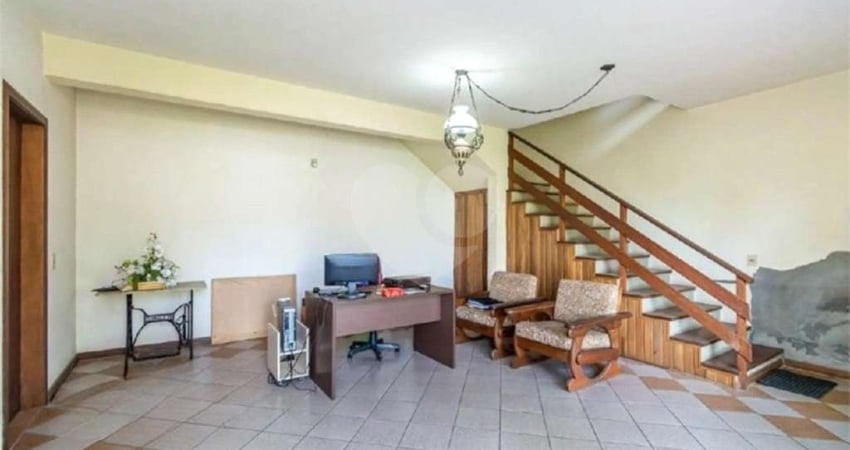Casa com 3 quartos à venda em Chácara Das Pedras - RS