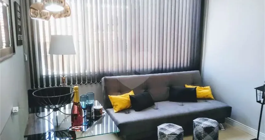 Apartamento com 1 quartos para locação em Centro Histórico - RS