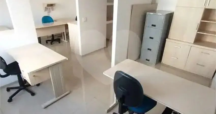Sala comercial para alugar na Rua Celeste Gobbato, Menino Deus, Porto Alegre