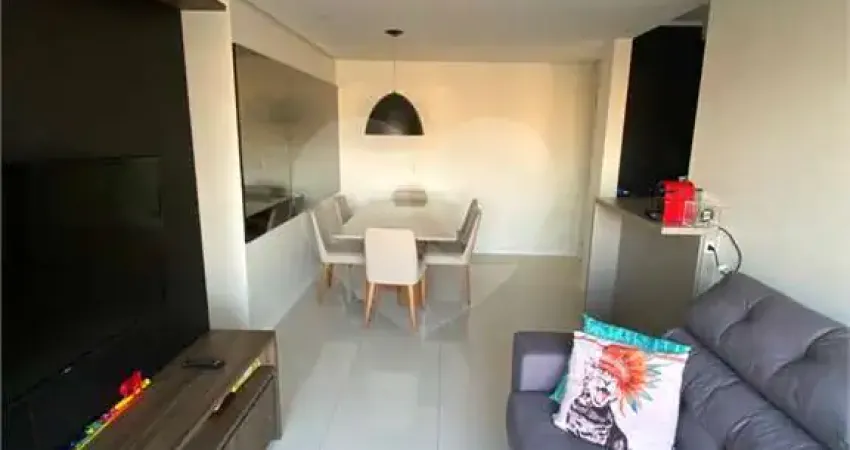 Apartamento com 3 quartos para locação em Partenon - RS