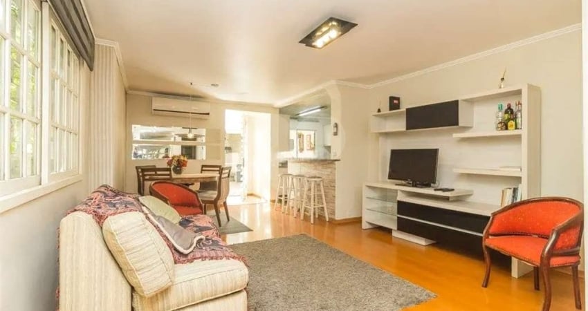 Casa com 3 quartos à venda ou para locação em Petrópolis - RS