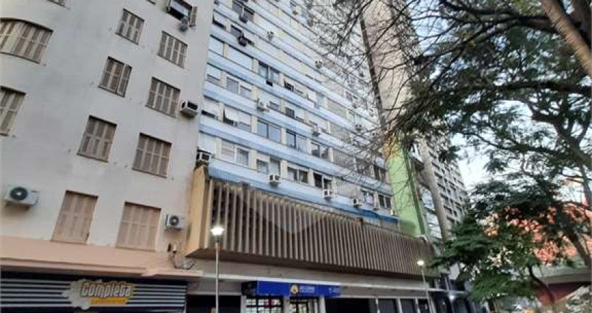 Apartamento com 3 quartos à venda em Centro Histórico - RS
