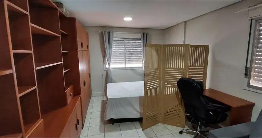 Kitnet / Stúdio à venda na Rua Doutor Barros Cassal, Independência, Porto Alegre