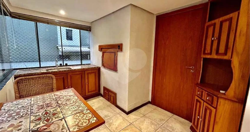 Apartamento com 3 quartos para locação em Mont Serrat - RS